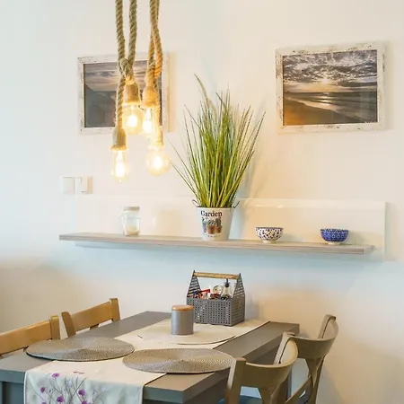 Sunset Ii, Nadmorska 104 *