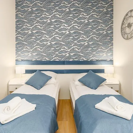 Sunset Ii, Nadmorska 104 *