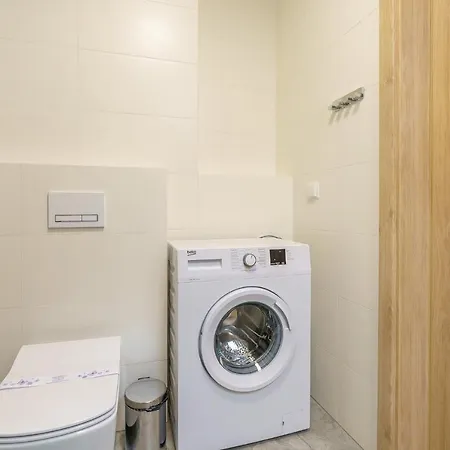 Sunset Ii, Nadmorska 104 *