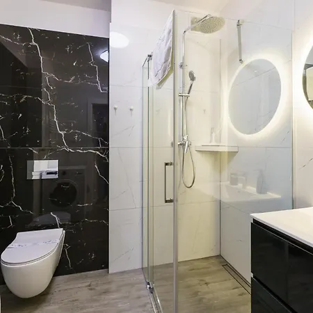 Sunset Ii, Nadmorska 104 *